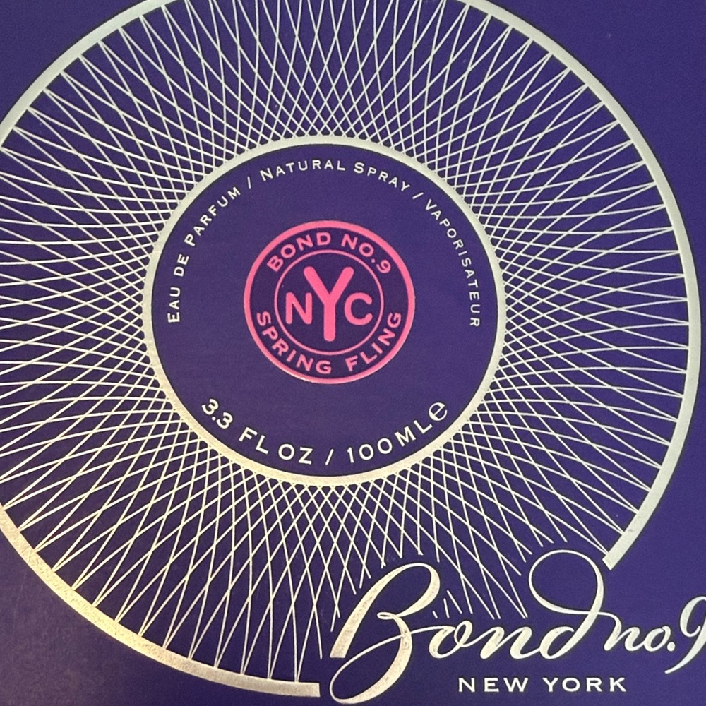 Bond No. 9 New York Purple Perfume - Picture 2 of 4